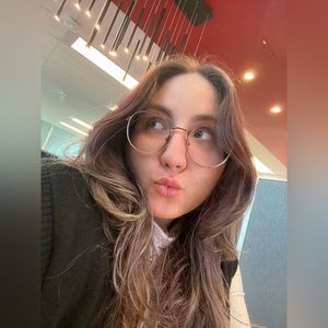 Meet your Posher, Katia